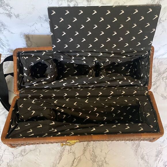 Grey Goose Vodka Picnic Basket Brown Strap - Picture 2 of 4